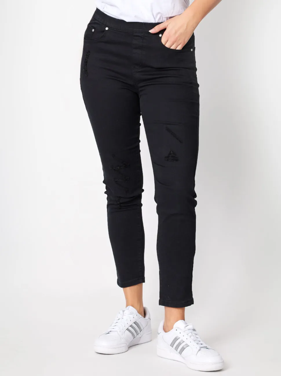 LA Stretch Pull On Jean - Black