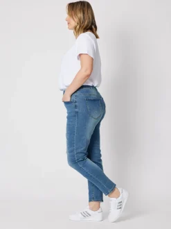 LA Stretch Pull On Jean - Denim
