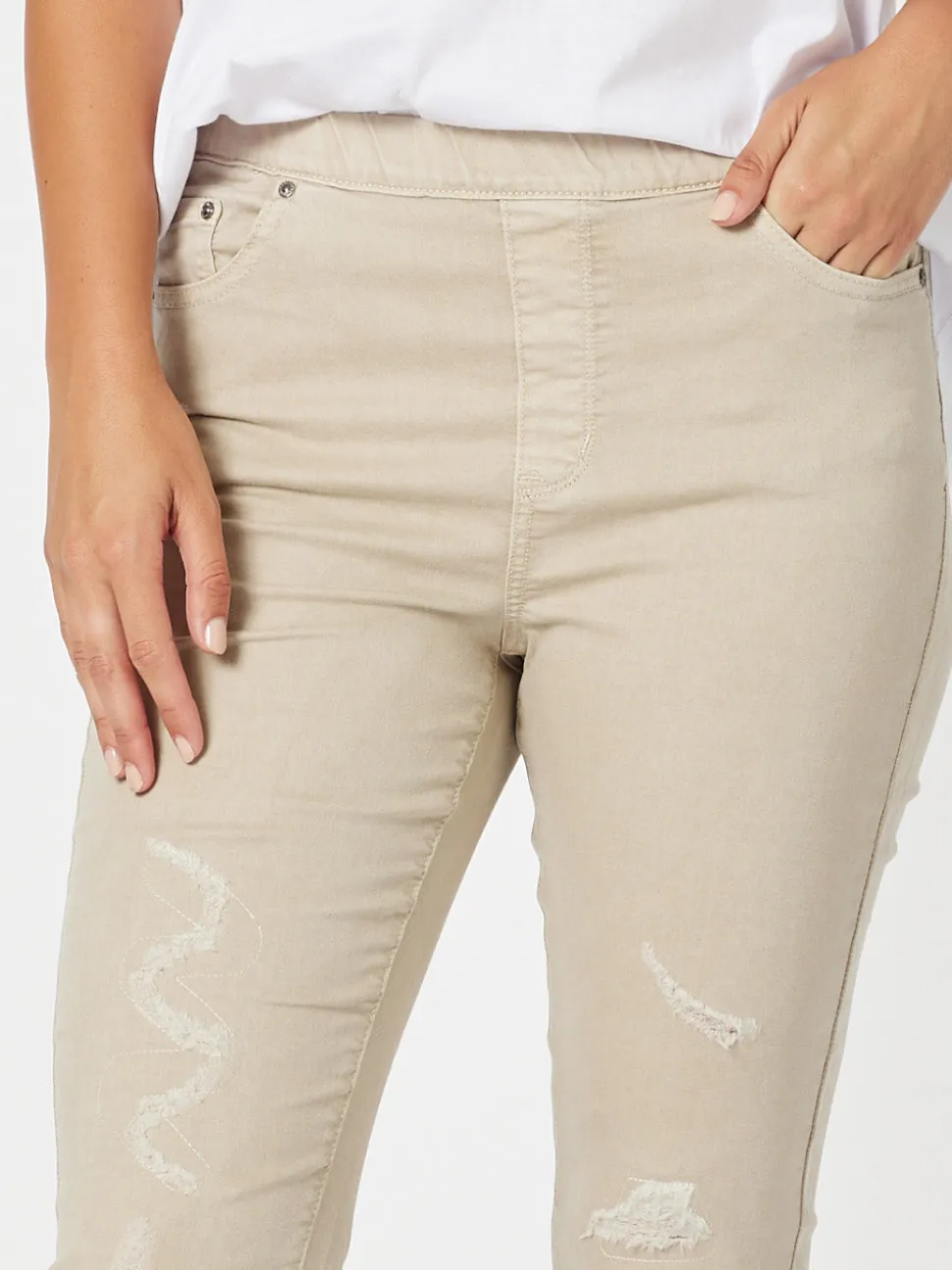 LA Stretch Pull On Jean - Natural