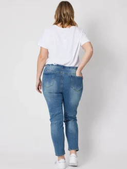 LA Stretch Pull On Jean - Denim