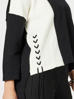 Mode Splice Knit - Black/Ivory
